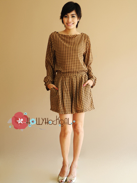 ชุดเสื้อกางเกง